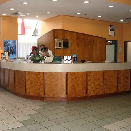 科隆瑟夫灵霍夫美居酒店 酒店 4*
