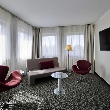 科隆瑟夫灵霍夫美居酒店 4* 科隆