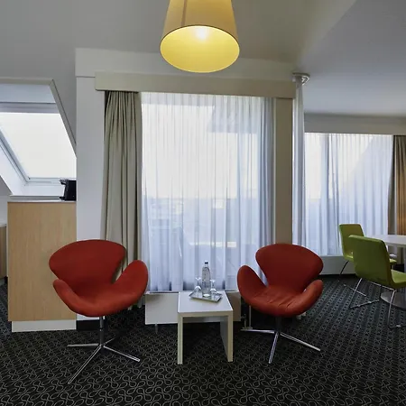 科隆瑟夫灵霍夫美居酒店 酒店