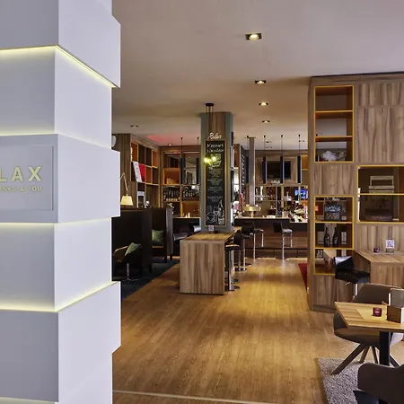 科隆瑟夫灵霍夫美居酒店 4* 科隆