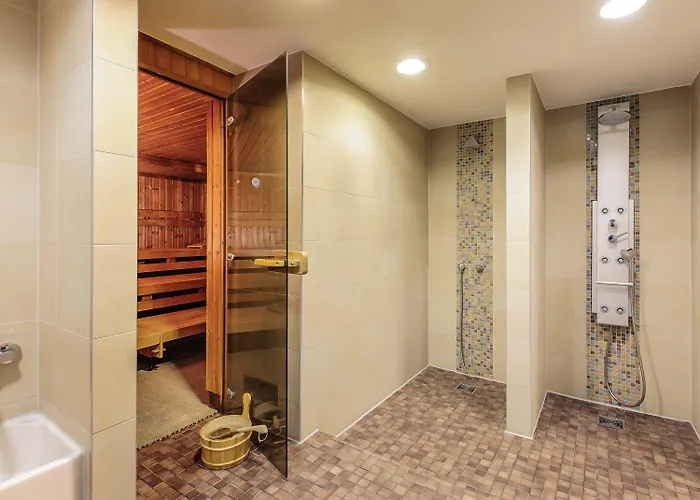 Mercure Severinshof 4*